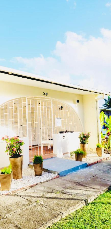 Sugalove Villa 30 Flamboyant Ave Saint James Zewnętrze zdjęcie